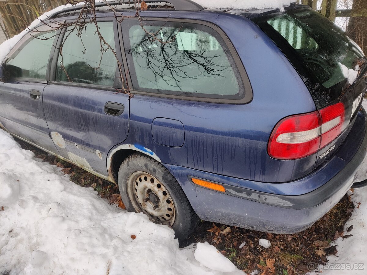 Volvo V40 - 2
