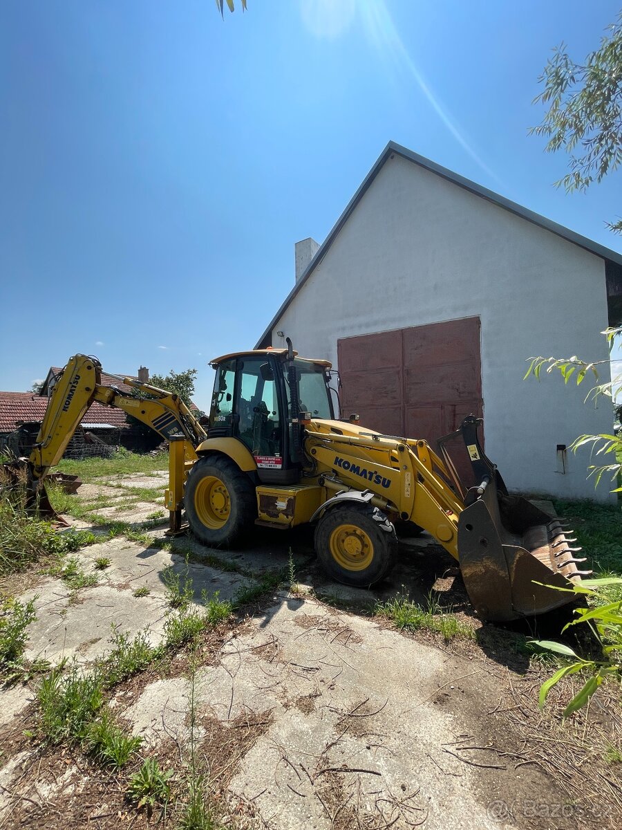 Komatsu WB93 - 2