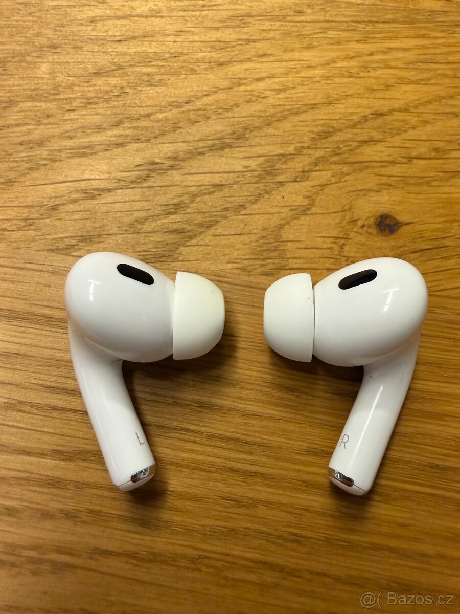 Apple AirPods Pro (2. generace) v záruce TOP stav - 2