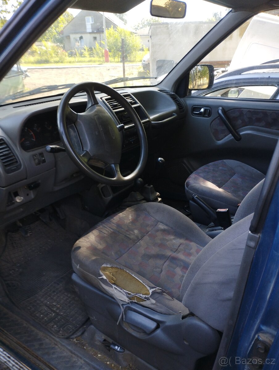 Ford mawerick..Nissan terrano 2.7 td - 2