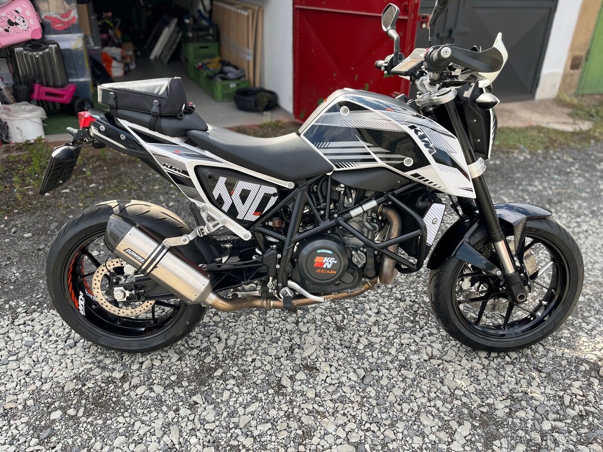 KTM Duke 690 - 2