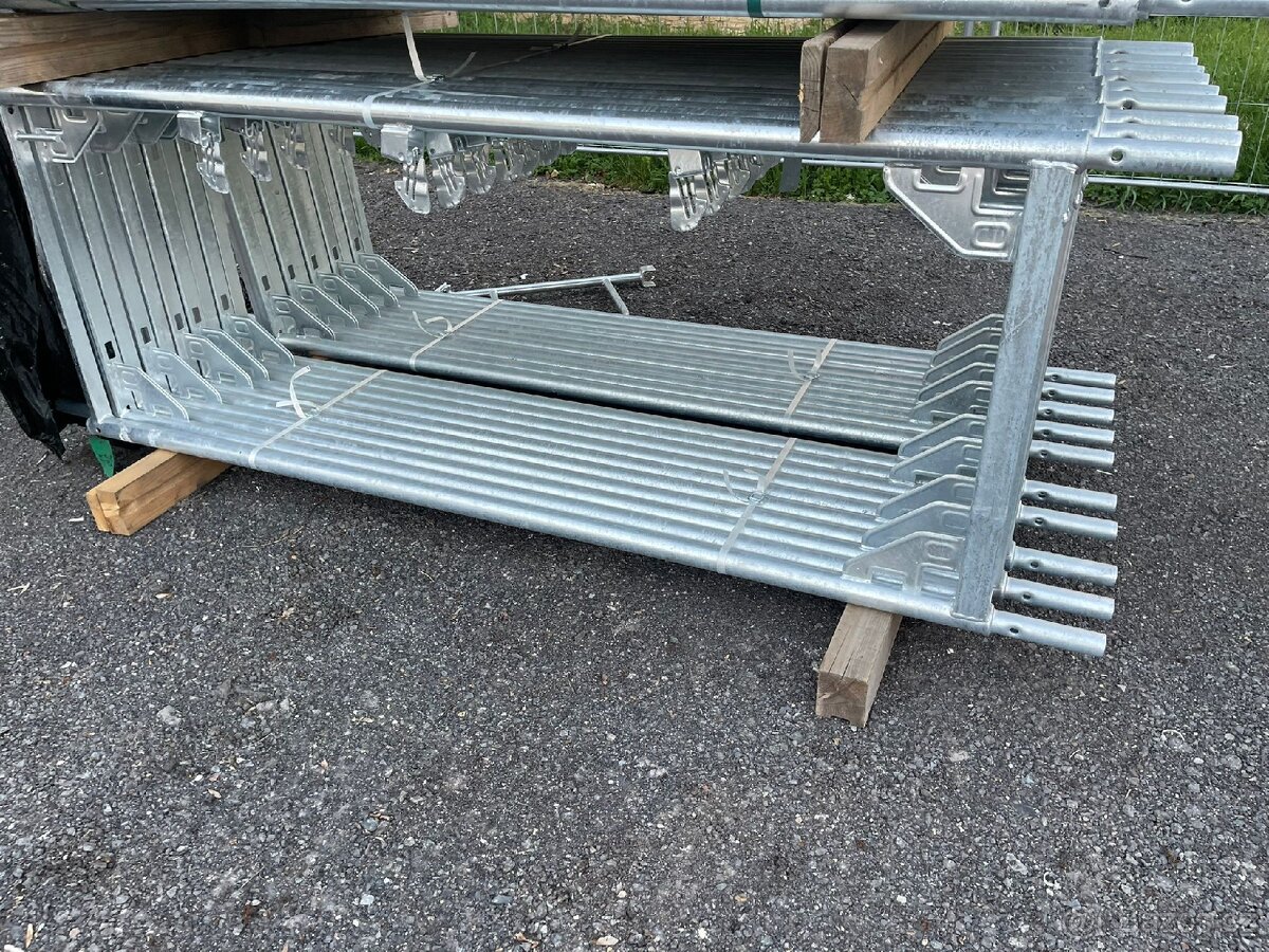 Rámové lešení //prodám 500m2 celek i po částech - 2