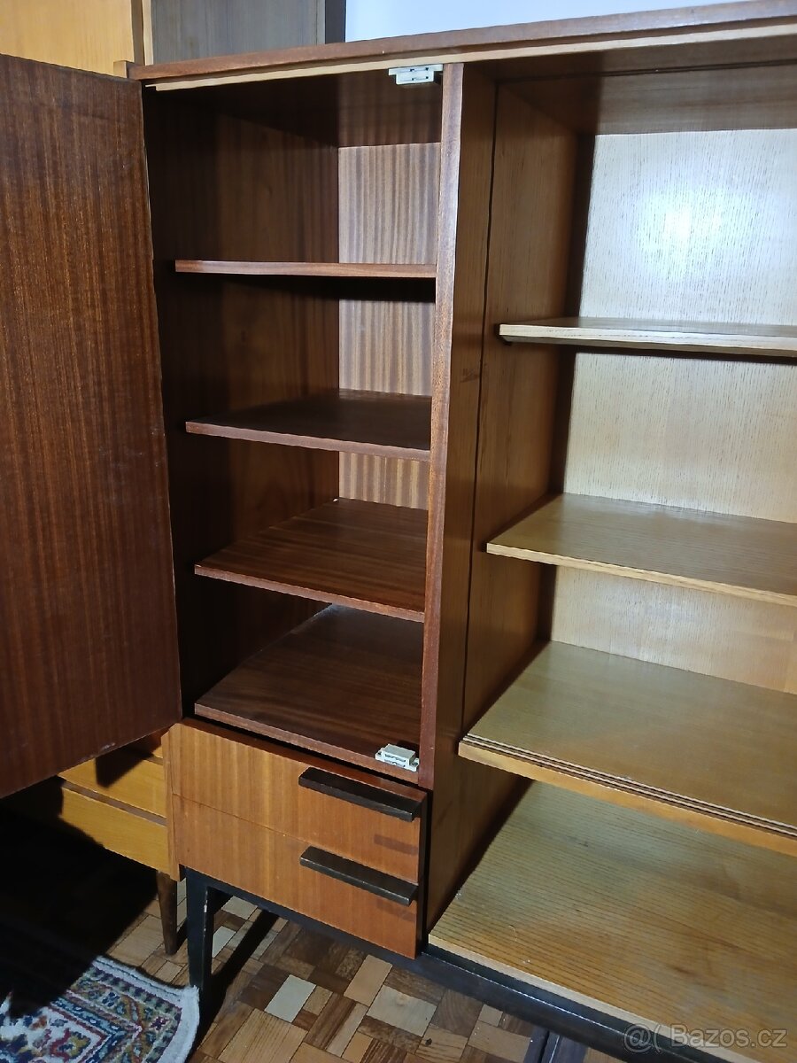 Retro knihovna František Mezulánik - 2