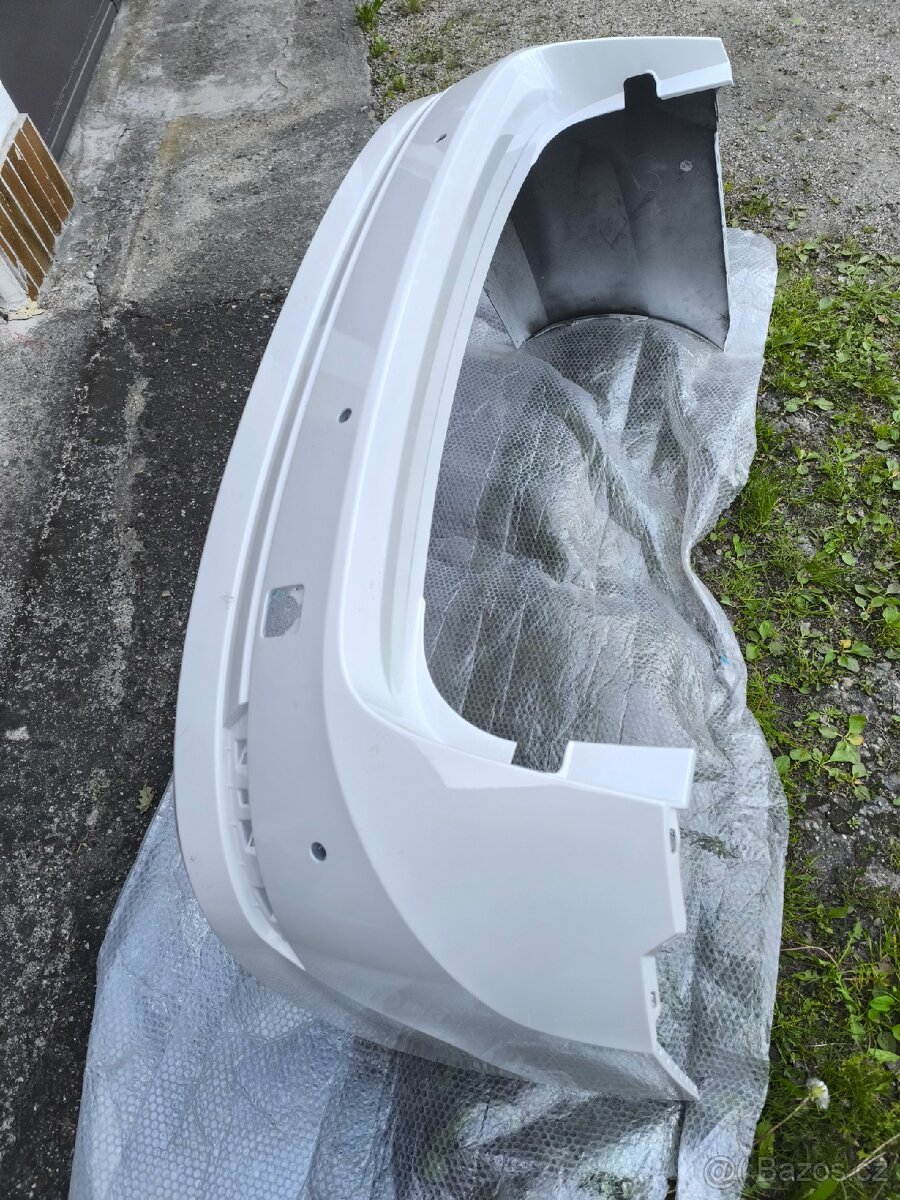 Škoda Octavia 4 zadní nárazník - 2