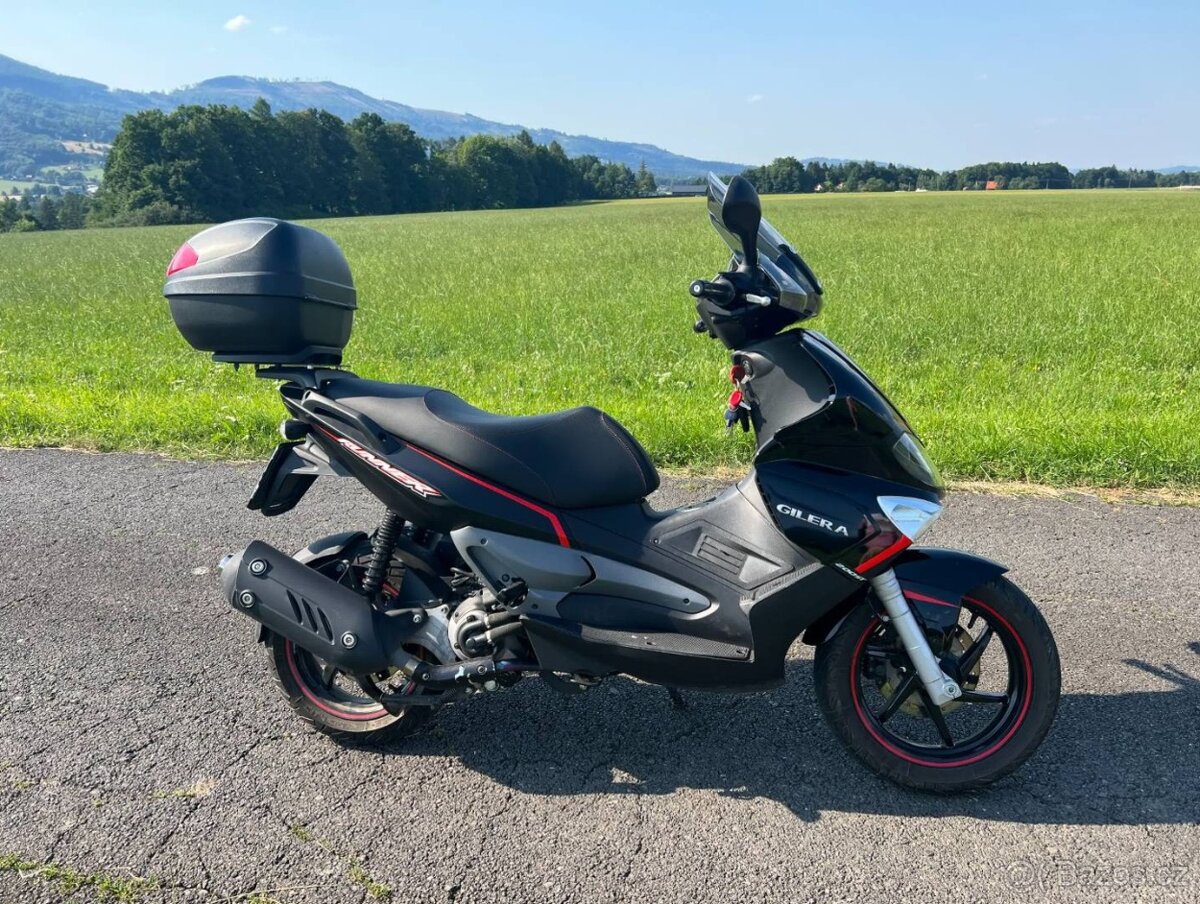 Gilera Runner 200 ST - 2
