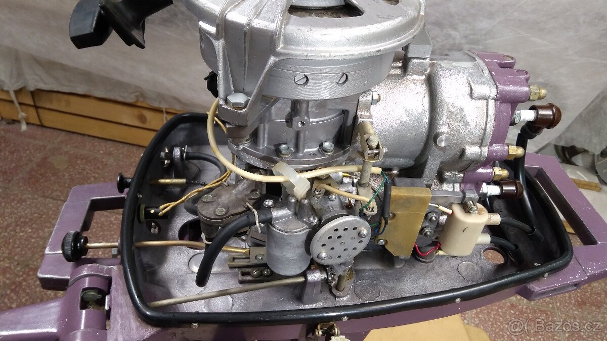 Lodní motor Moskva - 2