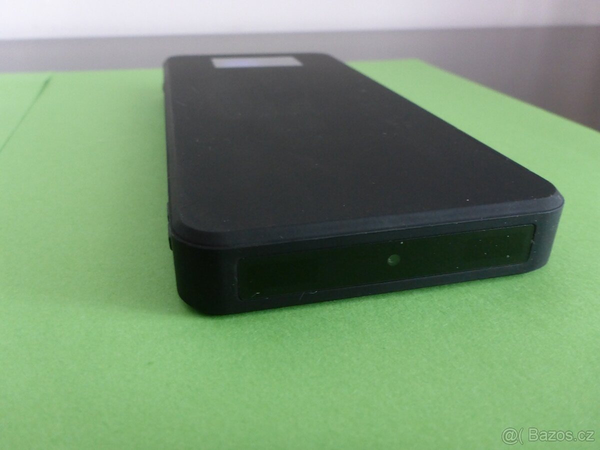 Špionážní powerbanka - 2