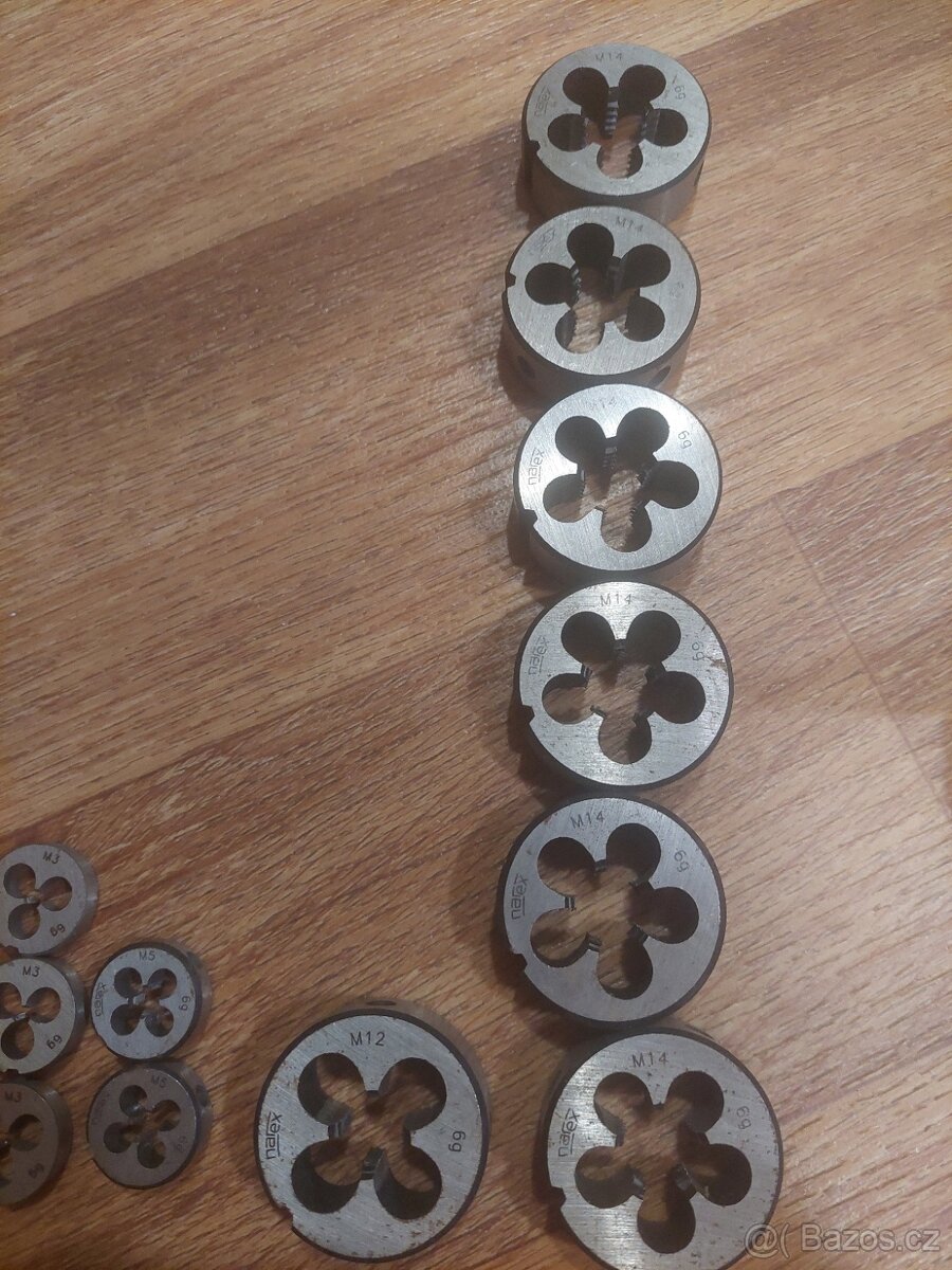 Závitové očka - 2