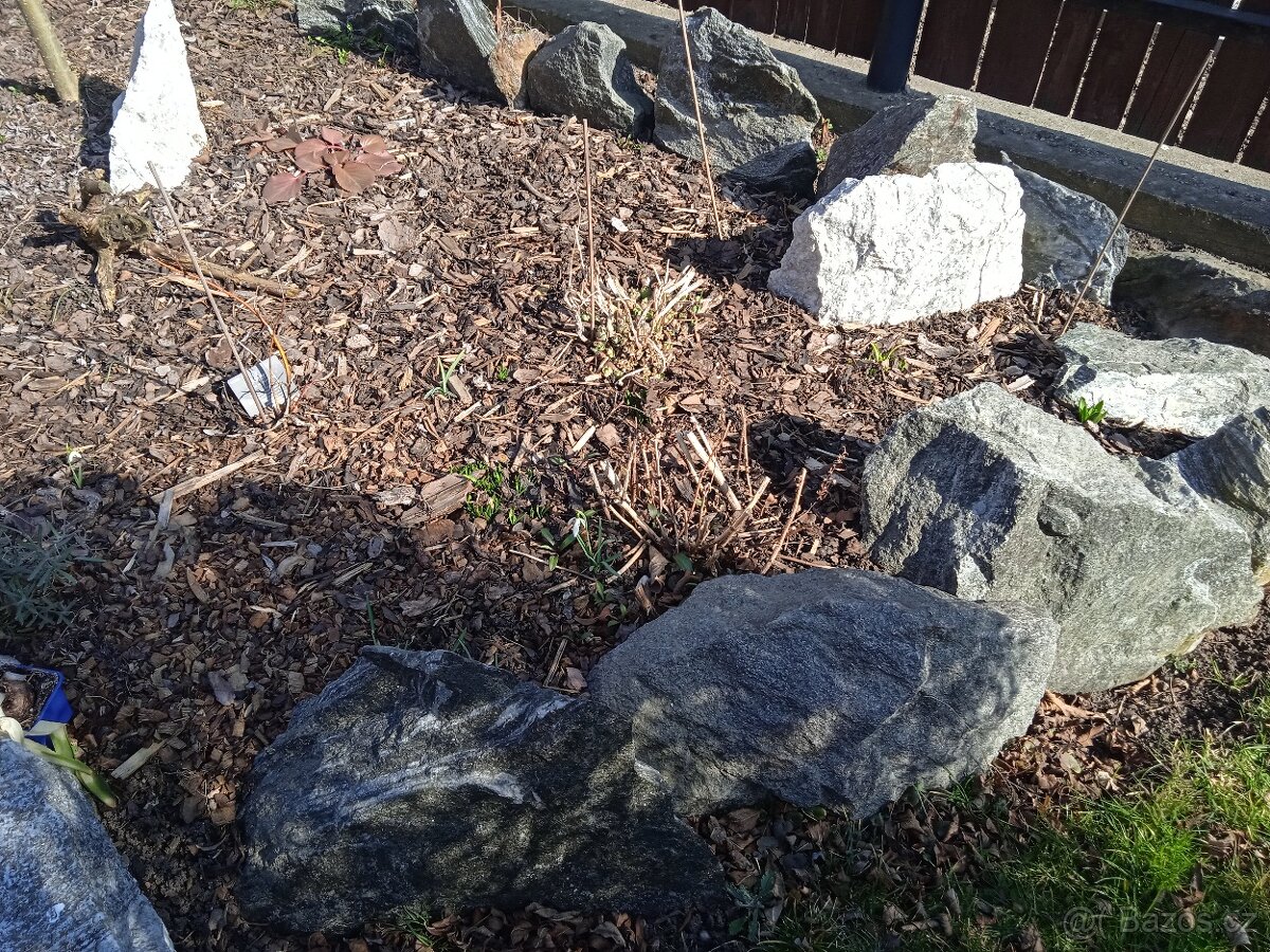 Kameny na skalku - 2