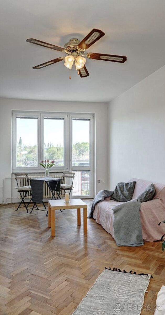 Stropní ventilátor se světlem - 2