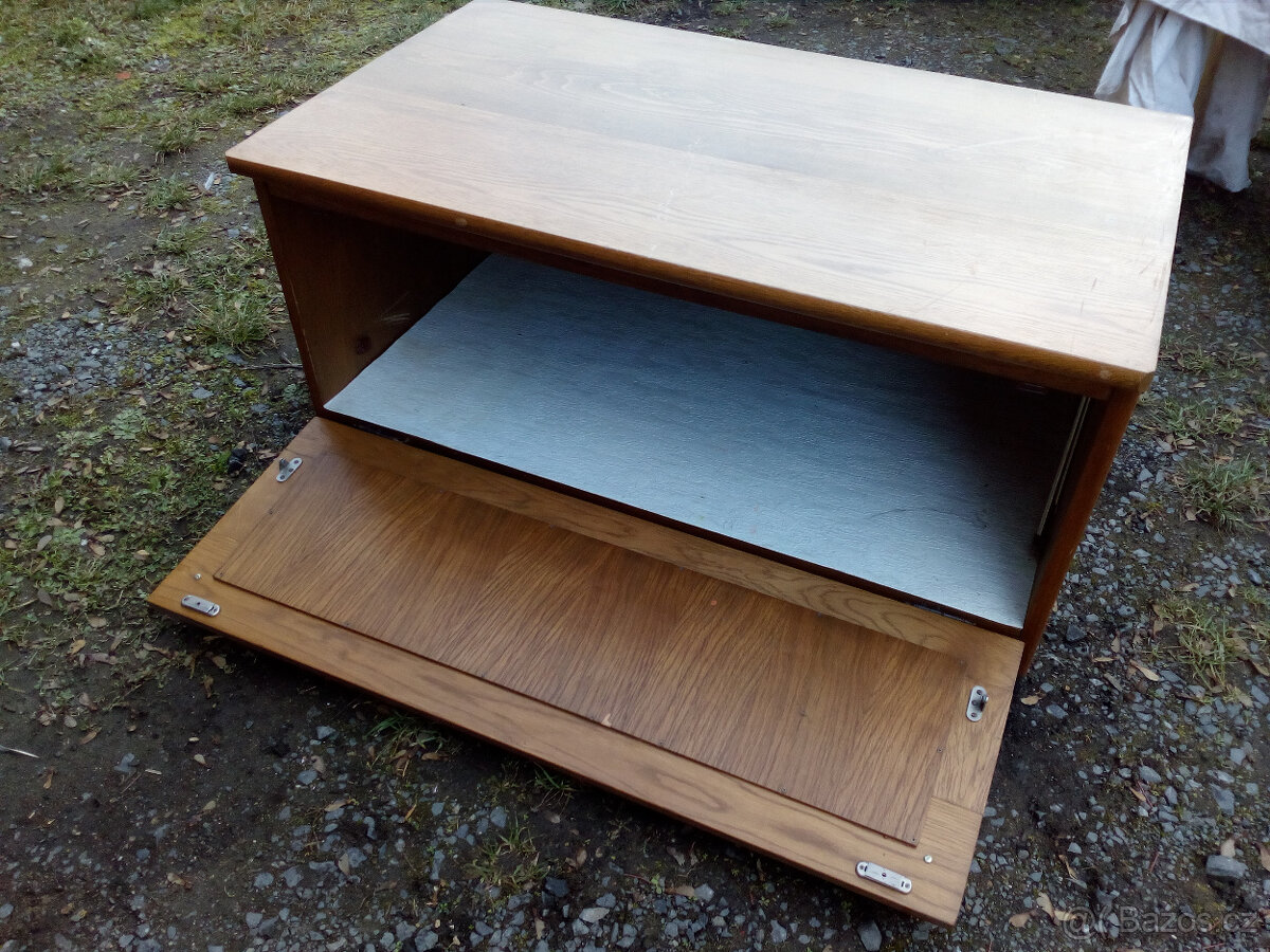 Dřevěná komoda 2 ks - 2