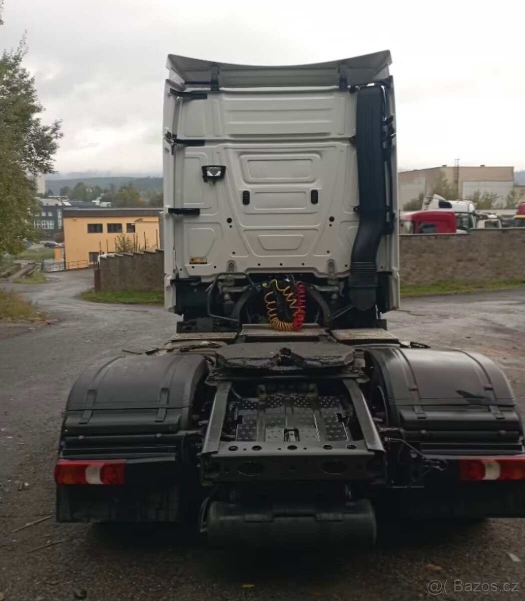 Mercedes Benz Actros 1845 lowdeck - 2