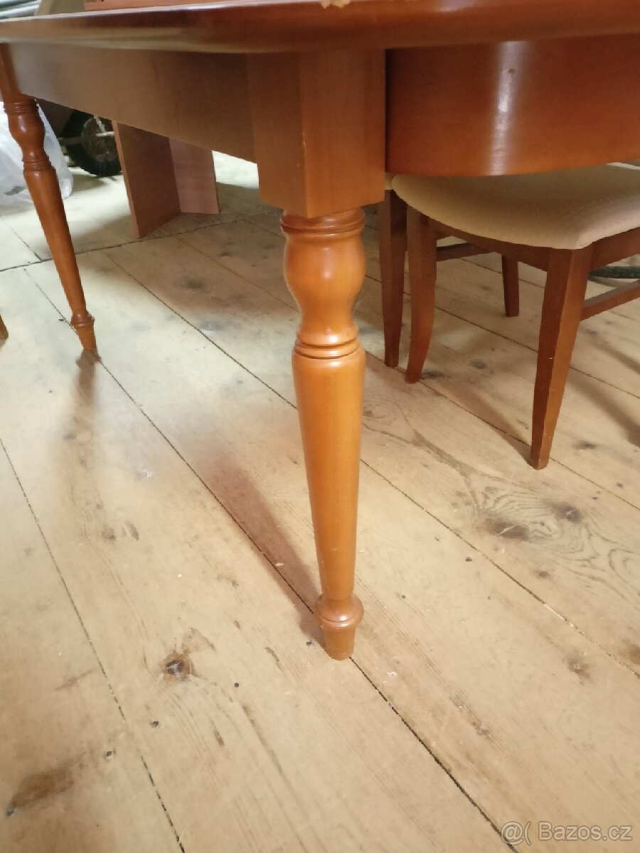 Rozkládací stůl - 2
