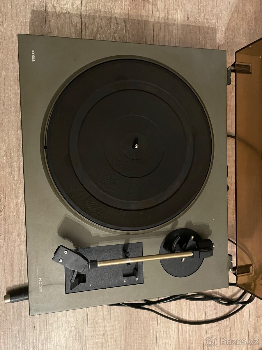 Gramofon Tesla NC 300 - 2