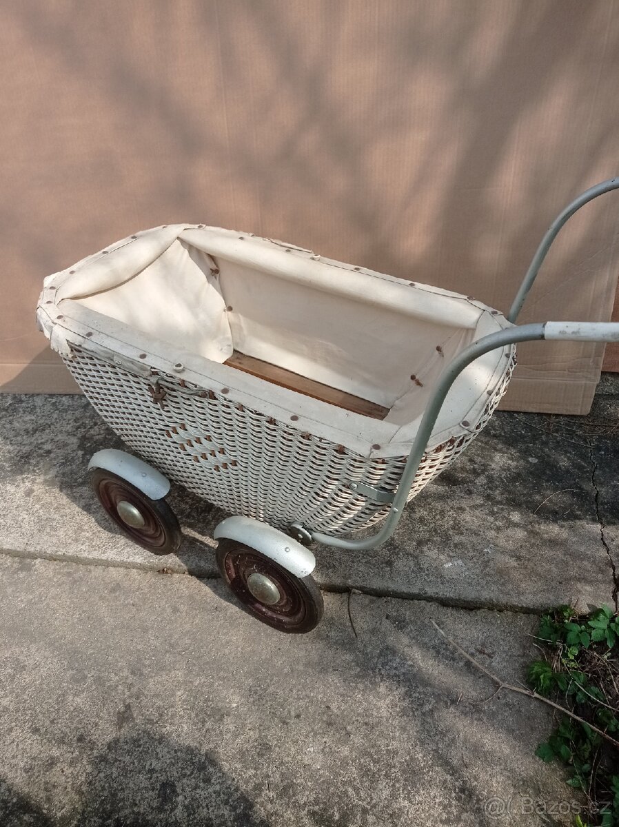 Dětský kočárek - 2