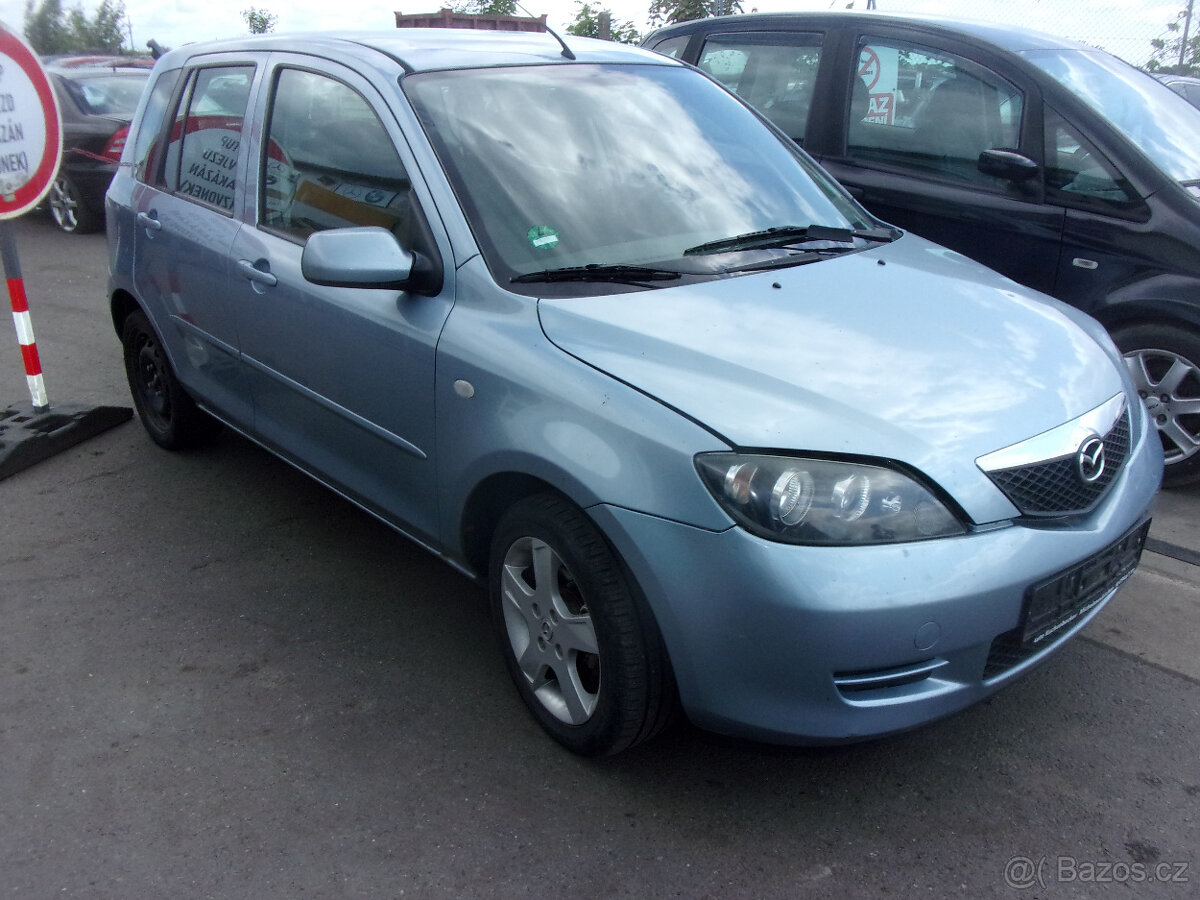 Mazda 2 DY - 2