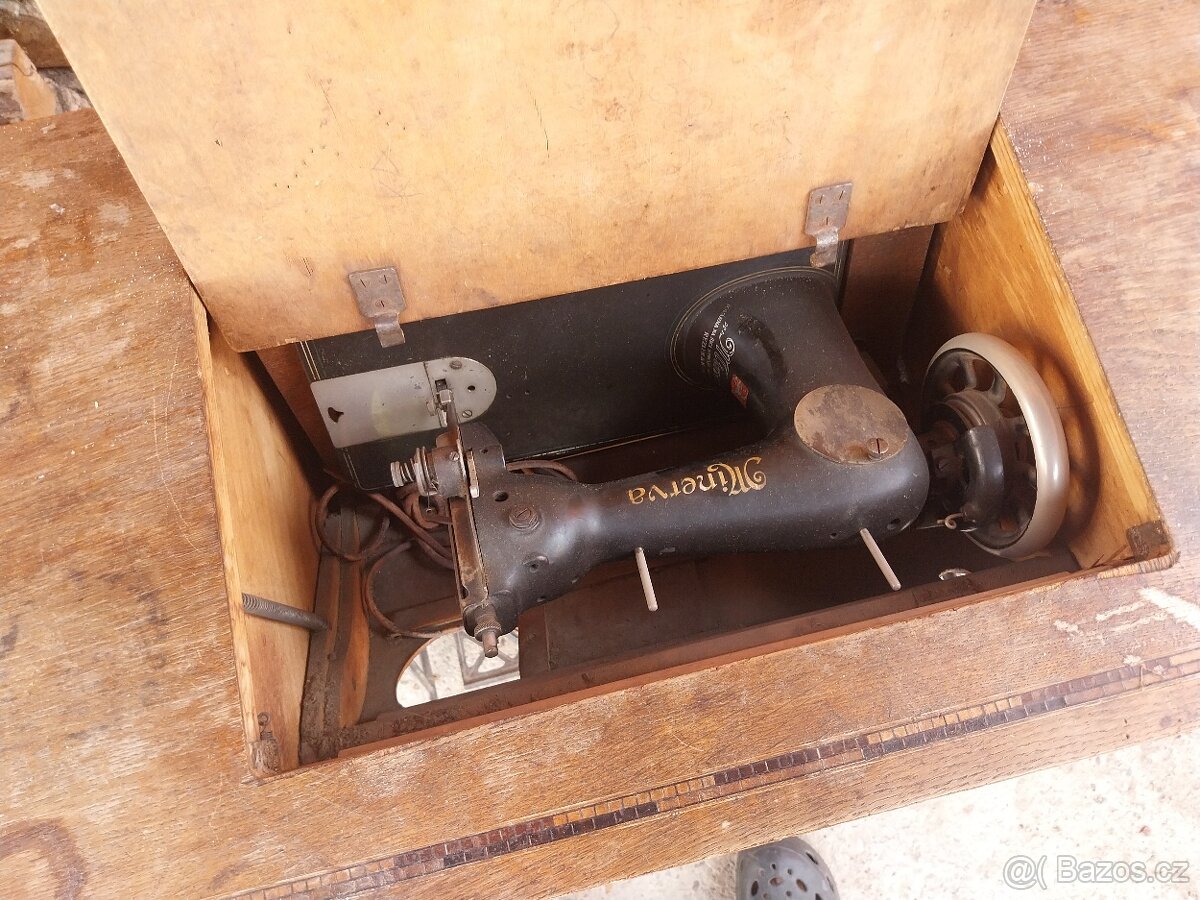 Sici stroj starozitny - 2