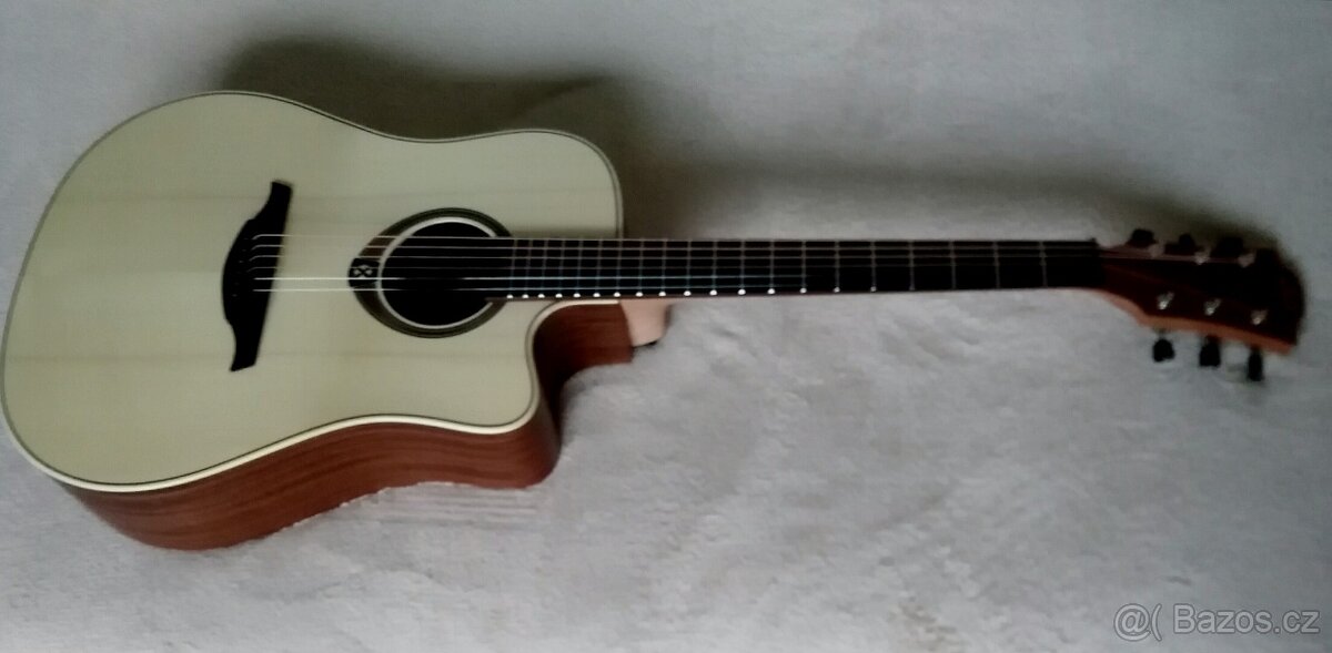 Predam akusticku gitaru LAG T70 DC. - 2