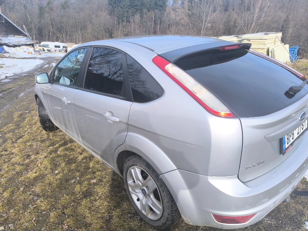 Ford Focus 2009 1.6 Benzín + LPG - 2