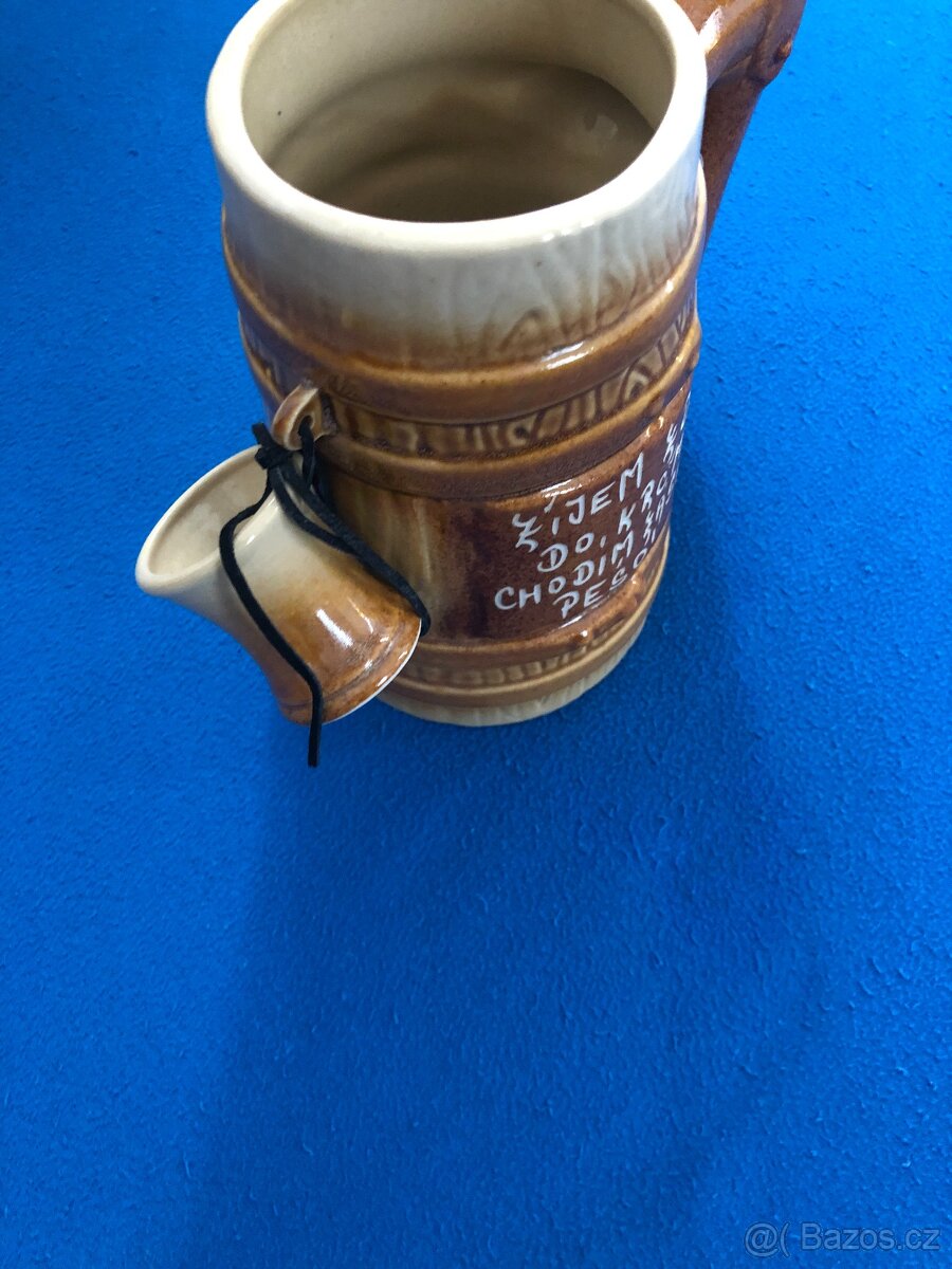Porcelánový krčach. - 2