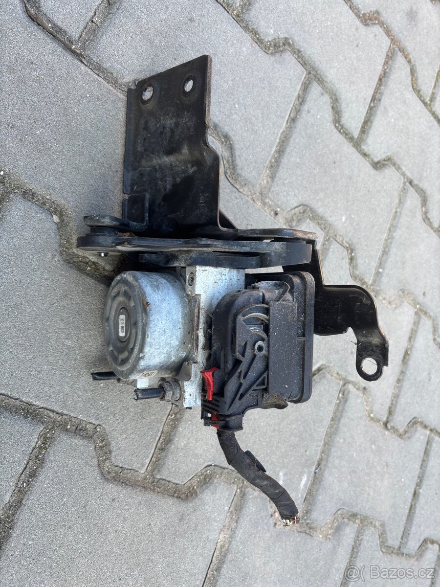 ABS pumpa Octavia 3 - 2