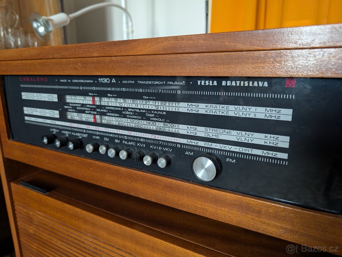 Gramofon rádio Tesla Cabalero 1130A - 2