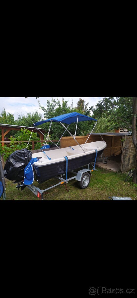 Motorový člun/loď - 2