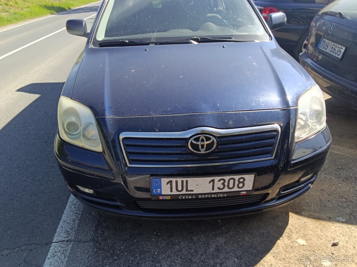 Toyota Avensis - 2