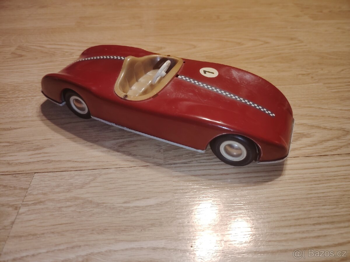 Ites závodní auto - 2