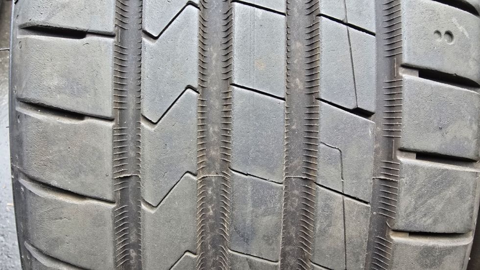 Letní pneu 205/50/17 Hankook - 2