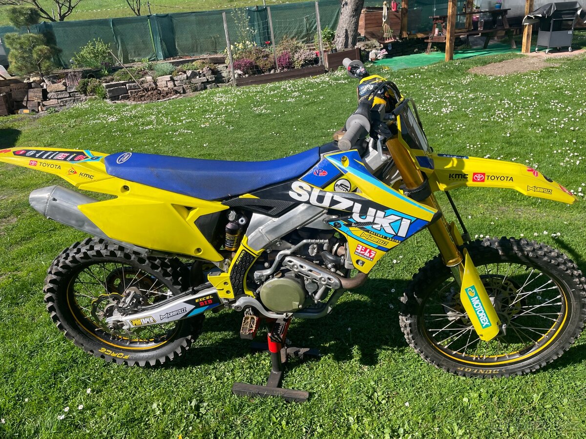 SUZUKI RMZ 450