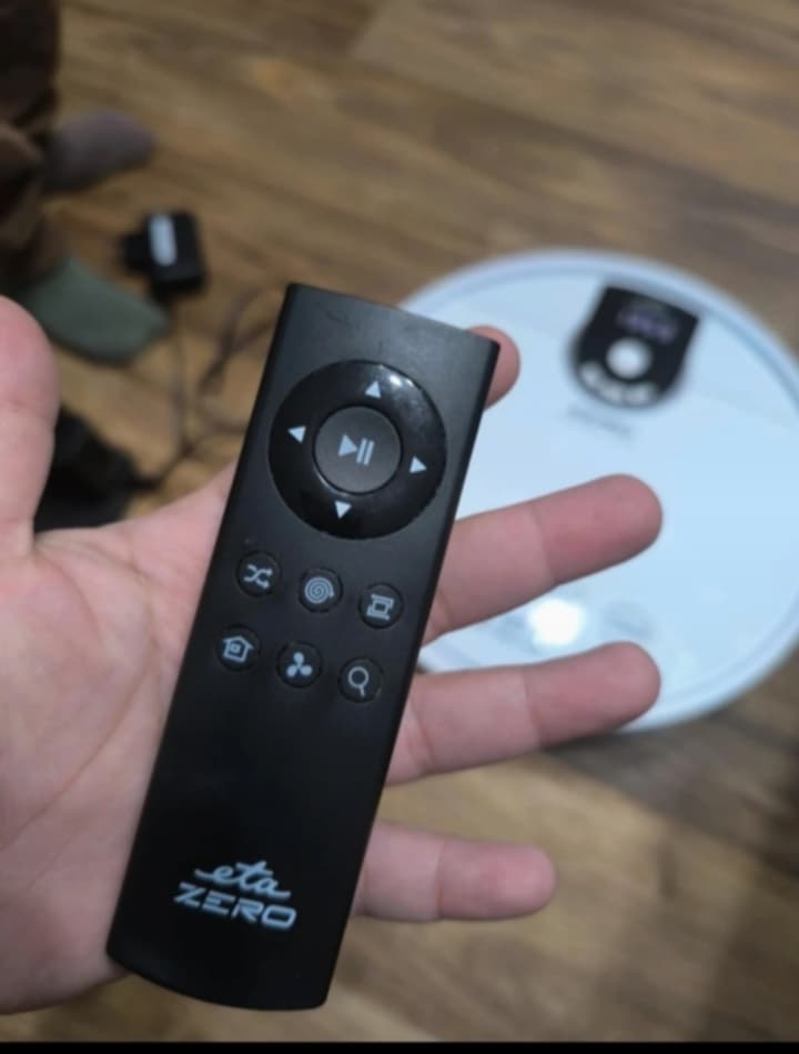 Robotický vysavač ETA Zero 2 in 1 - 2