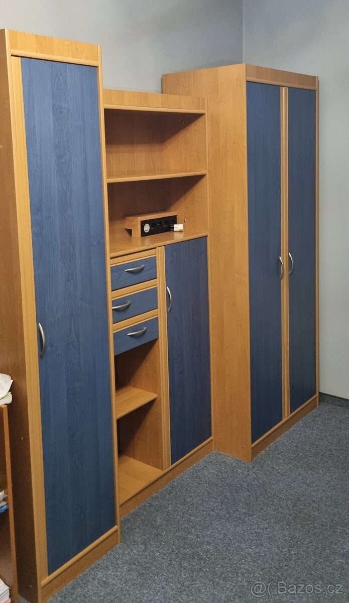 Dětský nábytek+ postel - 2