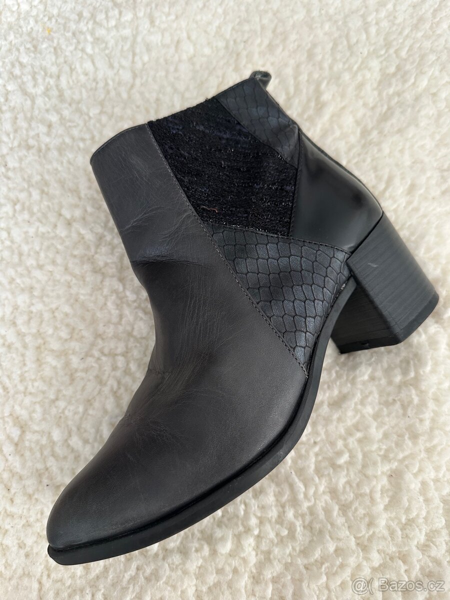 Kozačky Venturini kůže 36 zateplené - 2