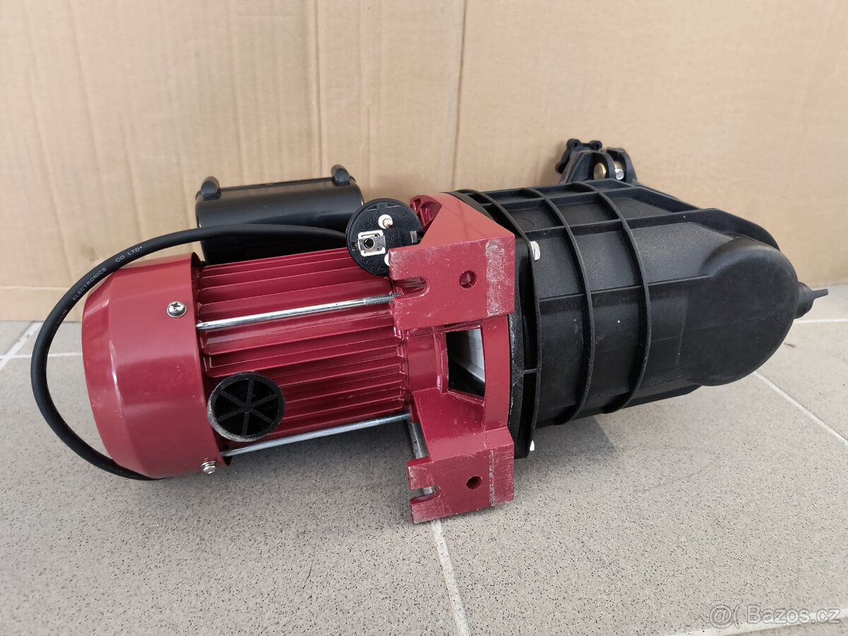 Krátce použité bazénové čerpadlo 550W - 2