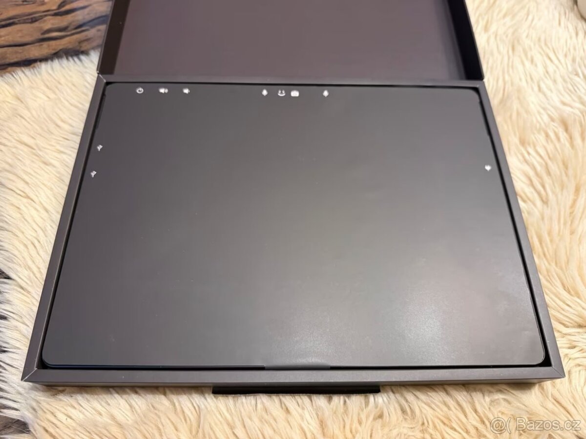 Microsoft Surface Pro 11 | 512 GB SSD, 16 GB RAM | 13” OLED - 2