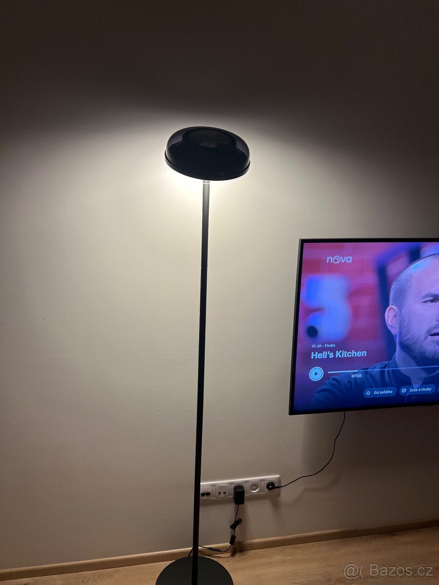 Govee Uplighter floor lamp - 2