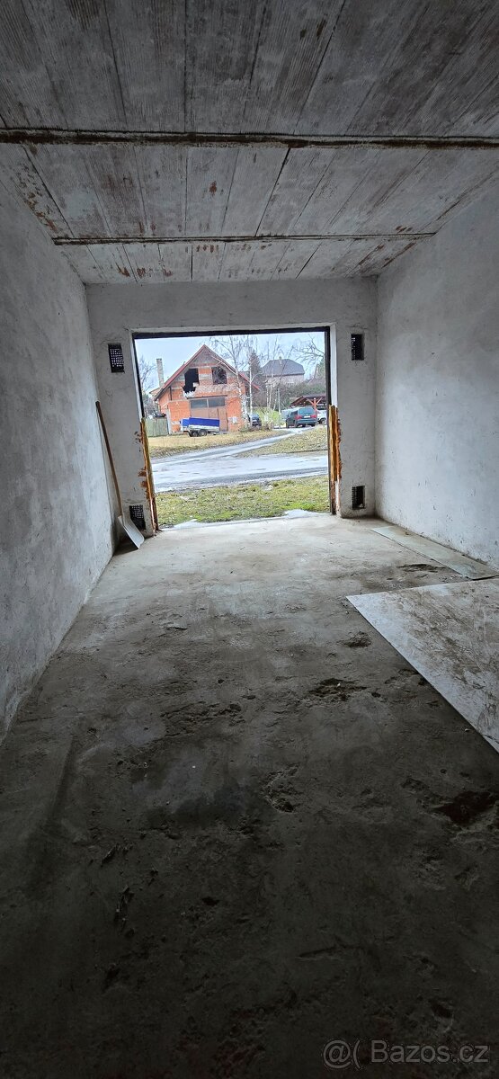 K pronájmu garáž - 2
