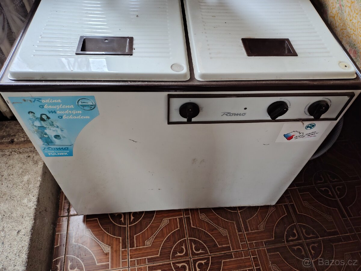 Pračka Romo se ždímačkou - 2