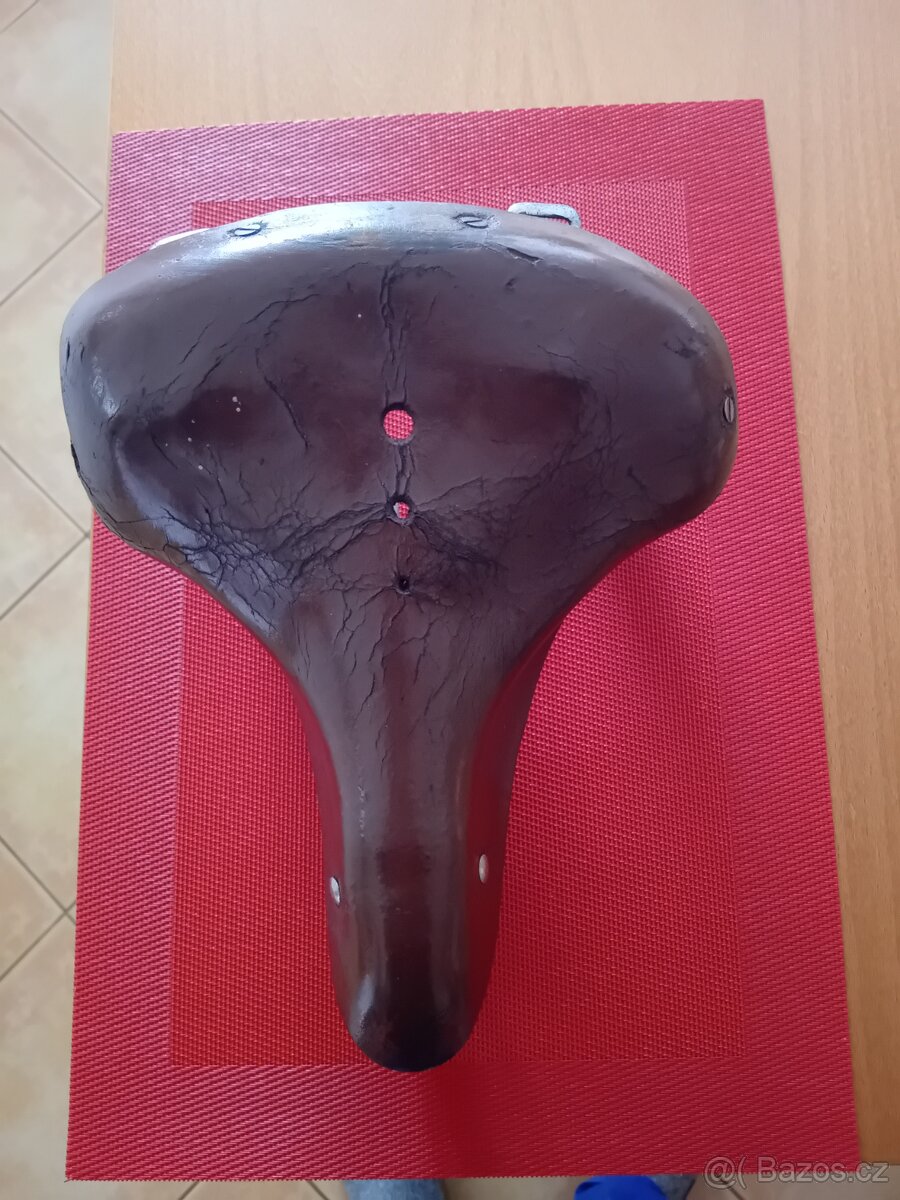 Kožené retro sedlo - 2