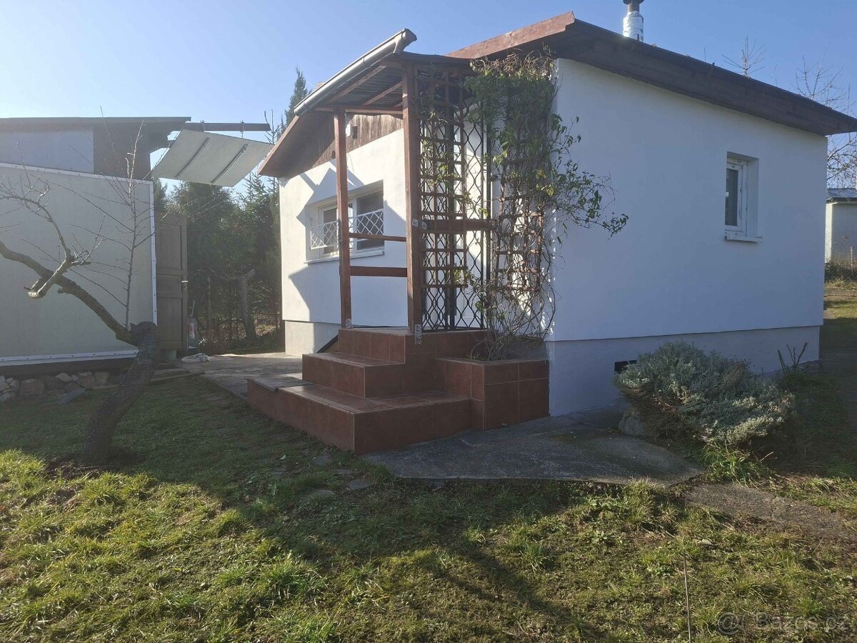 Prodej zateplene, zděne chaty - 2