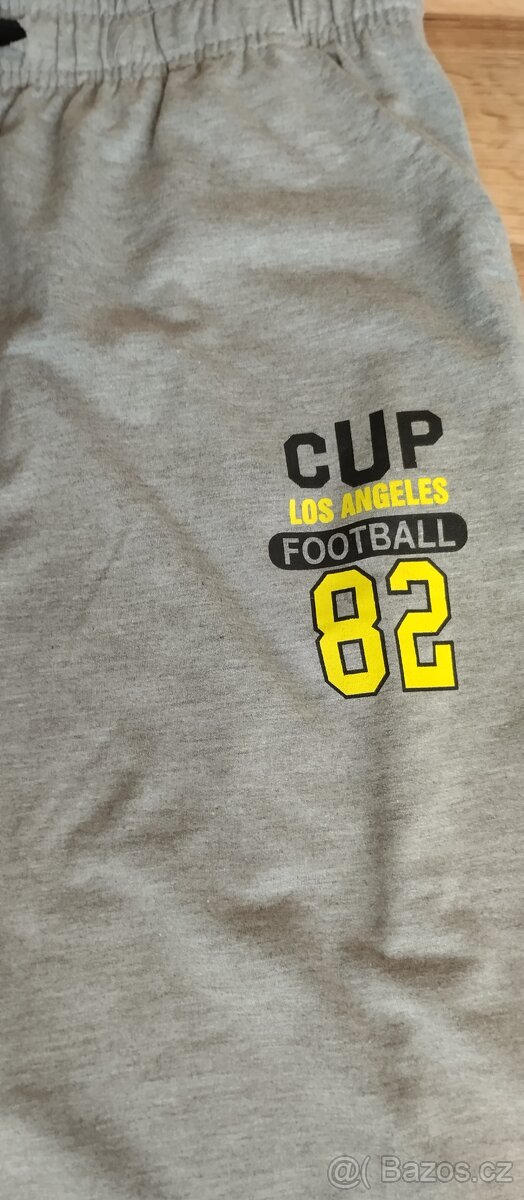 šedivé tepláky vel. XL - 2