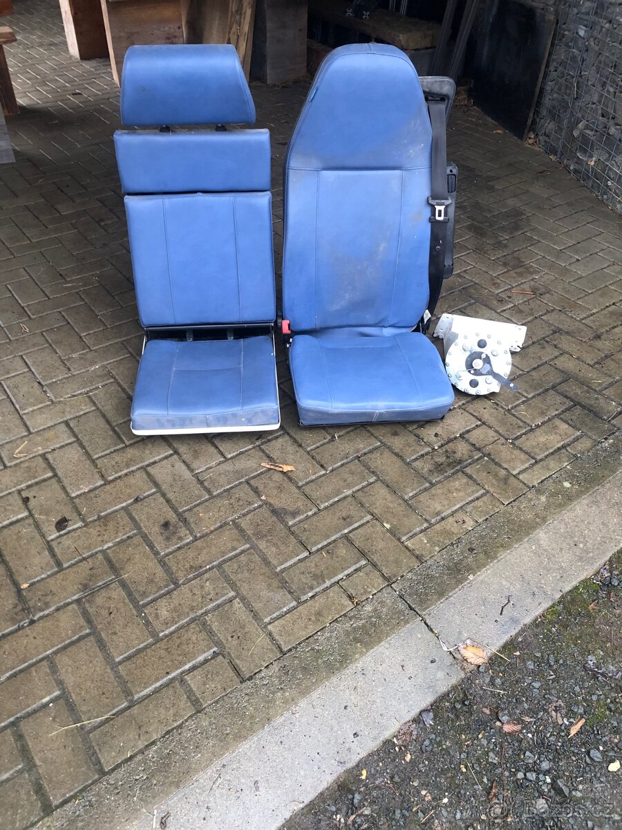 Volkswagen T5 sanitka - 2