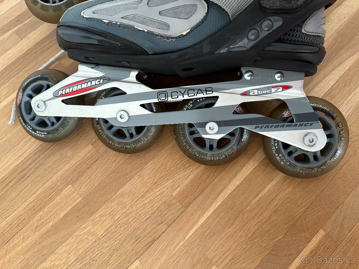 Dětské kolečkové brusle vel. 37 - 2