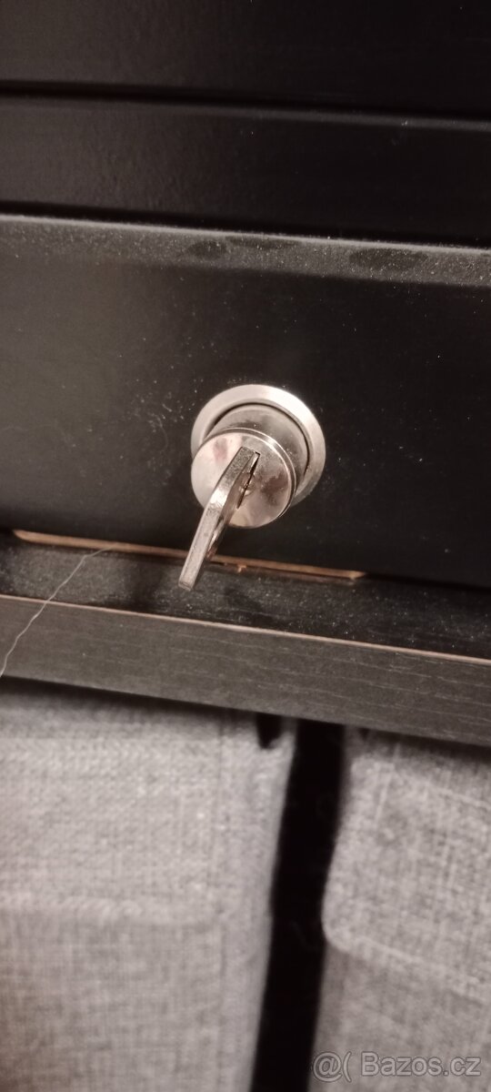 Kancelářský sekretář - 2