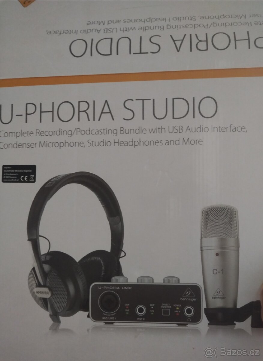 Studiový set Behringer Um2 (mikrofon, Zvukovka, sluchátka) - 2