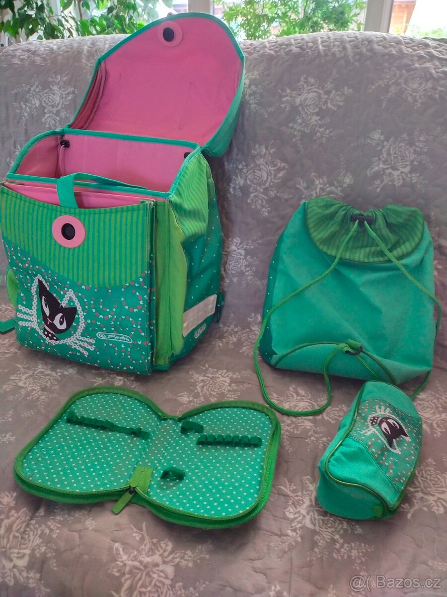 školní aktovka HERLITZ LOOP a příslušenství k tomu - 2