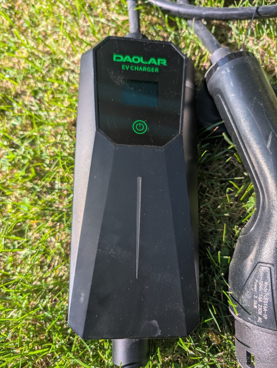 Nabíječka pro elektromobil a Plug-in Hybrid do zásuvky 230 V - 2