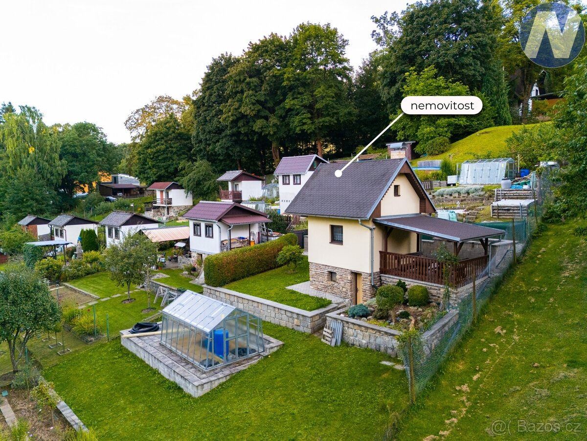 Prodej zahrady 349 m² se zděnou chatou, Vimperk - 2