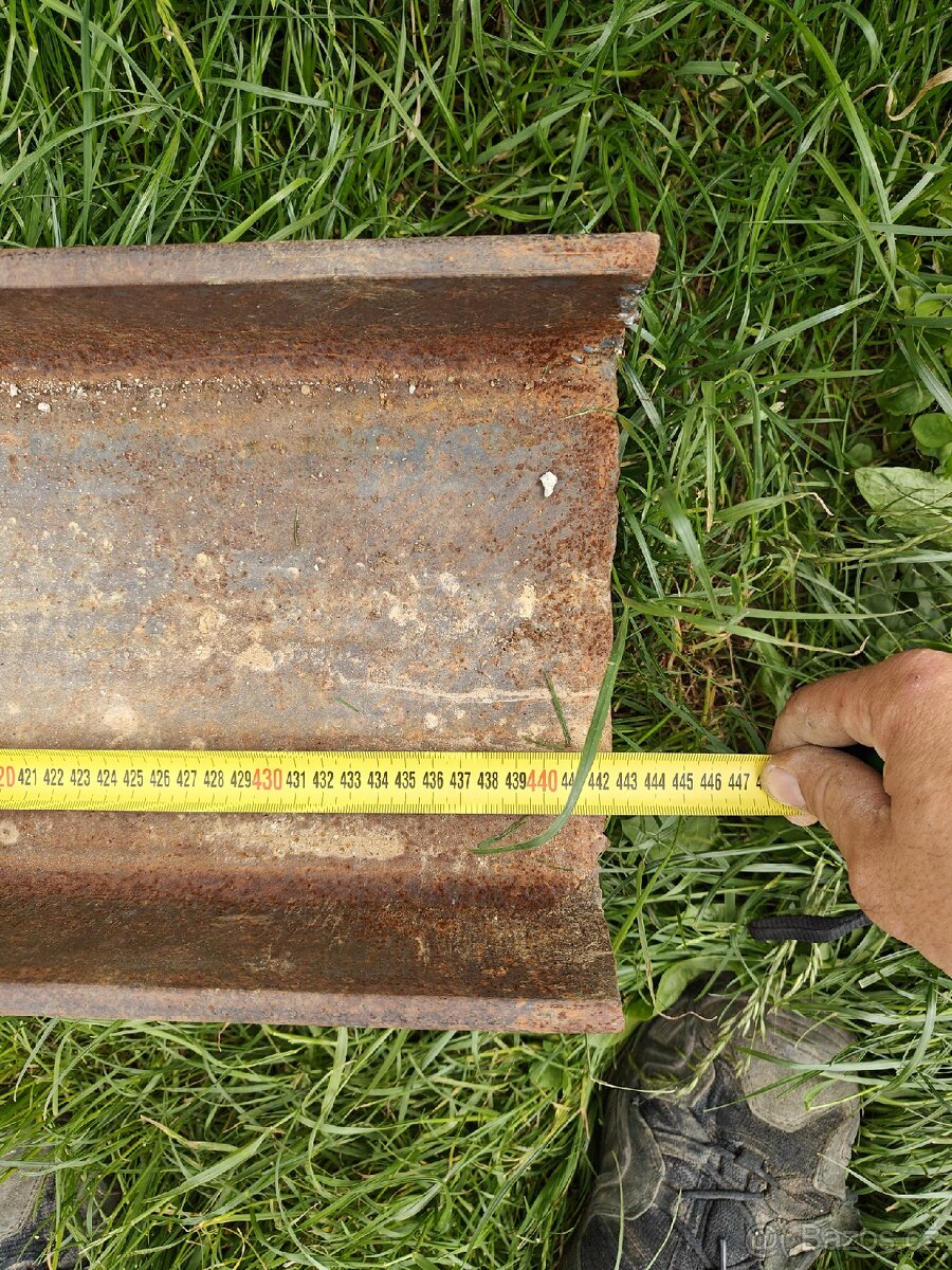 Traverza U, překlad - 2